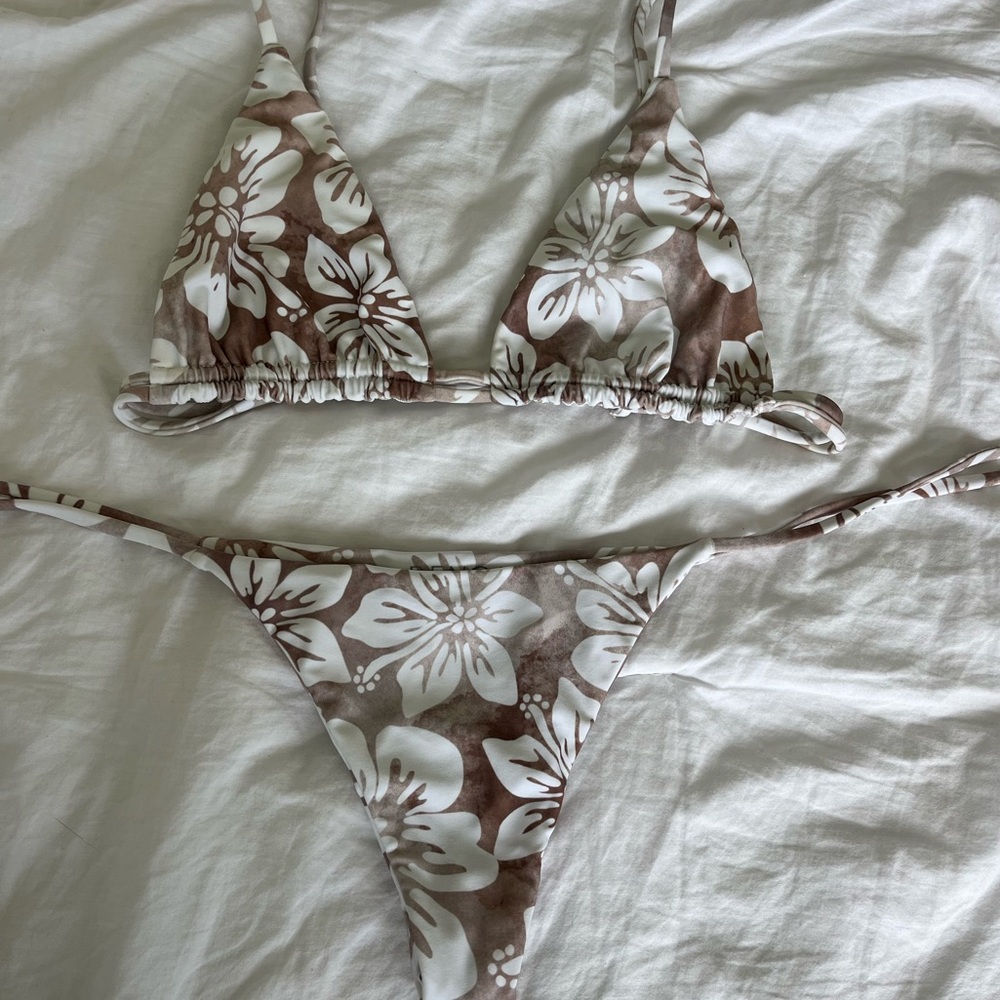 Benoa Batik set